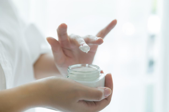 Apply skin care products with fingers Apply skin care products with fingers