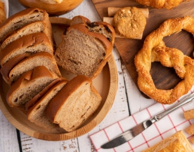 How to Extend the Shelf Life of Bread?